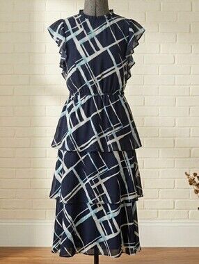 Julia Jordan Size 6 Navy Tiered Dress